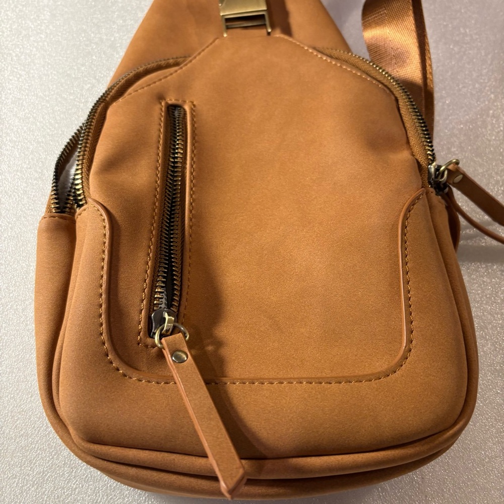 Antik Kraft Sling Bag- Elegant Tan bag that is adjustable.